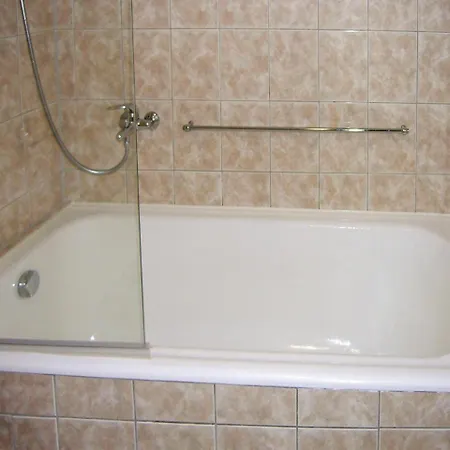 بيت للعطل Three-bedroom Holiday In ياخيموف